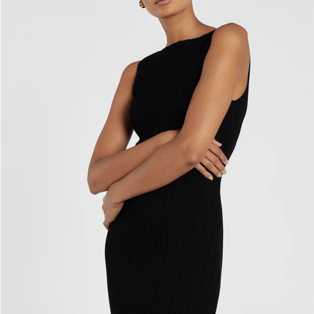 DISSH Sienna Black Knit Midi Dress